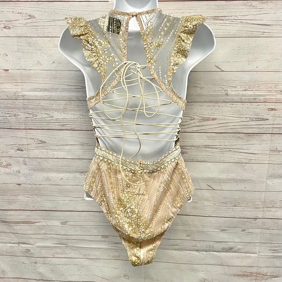 Hello Molly Look At You Bodysuit - Picture 2 of 4